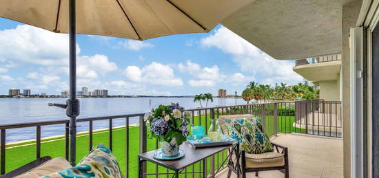 801 Lake Shore Dr #206, Lake Park, FL 33403