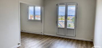 Location appartement 4 pièces 62 m²