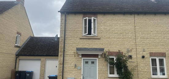 2 bedroom semi-detached house for sale