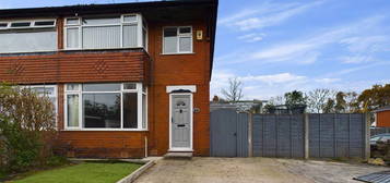 3 bed semi-detached house for sale