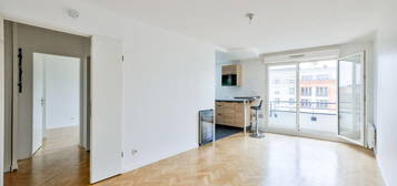 Appartement  à louer, 2 pièces, 42 m², Étage 4/4