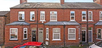 2 bedroom terraced house