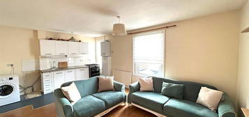 2 bed flat to rent