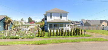 513 N 5th St, Hoquiam, WA 98550