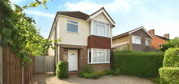 4 bed detached house to rent