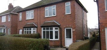 2 bed semi-detached house to rent