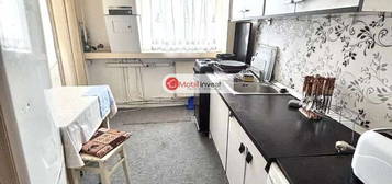 Apartament 2 camere decomandate, mobilat si utilat, zona Cetate M-uri