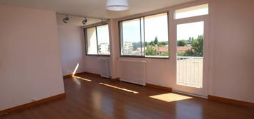 Appartement  à vendre, 5 pièces, 3 chambres, 90 m²