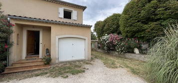 Appartement  à louer, 4 pièces, 3 chambres, 111 m²