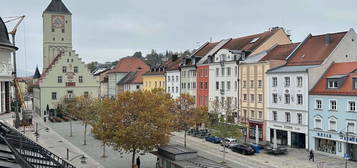 Schöne 2-Zimmer-DG-Wohnung am Luitpoldplatz in Deggendorf