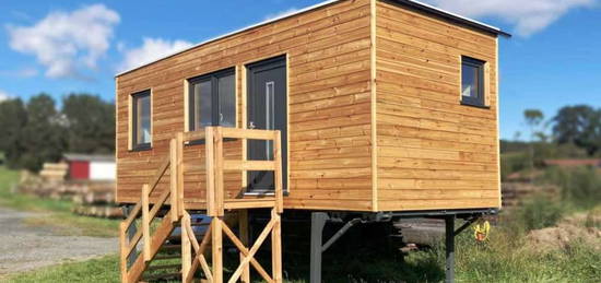 Tiny House - Abverkauf Musterexemplar: Tiny-House / Wohncontainer mobil / Gartenbüro wie abgebildet inkl. Bad und Küche Fußboden sowie E-Anschluss, exkl. Fundamentierung, Stiege und Auslieferung.