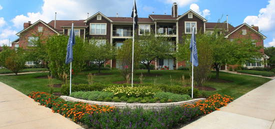 Green Trails Apartments, Lisle, IL 60532