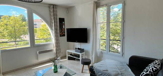 Location Appartement 2 pièces meublé à Magny-le-Hongre (77)