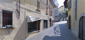 Appartamento all'asta via Canonico Bissolotti , 9, Palazzolo sull'Oglio