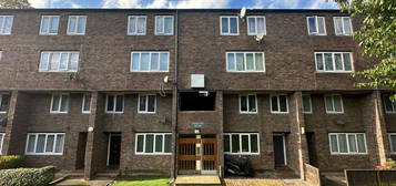 3 bed flat for sale