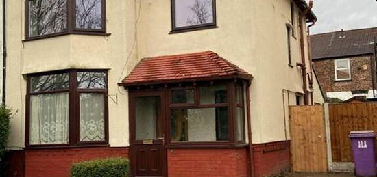 3 bedroom semi-detached house