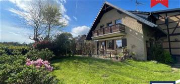 Einfamilienhaus mit Ausblick und großem Garten in Rheinbach, Höhenort!