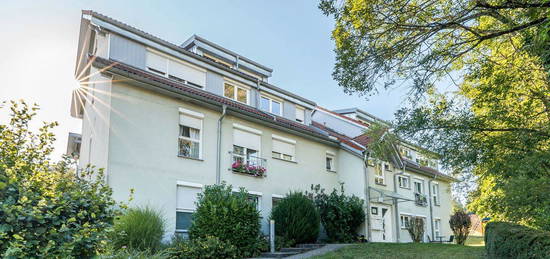 Perfekt als Kapitalanlage - Erdgeschosswohnung mit  Terrasse und Tiefgaragenplatz in ruhiger Lage