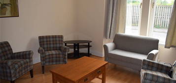 2 bed flat to rent