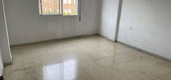 Piso en calle Plus Ultra, Barrio Alto - San Félix - Oliveros - Altamira, Almería