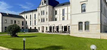 Appartement personnalisable dans un ancien pavillon hospitalier