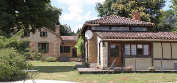 Domaine avec maison de maitre et 4 gites classés 3