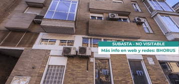 Piso en venta en Capitan Blanco Argibay, 87, Valdeacederas