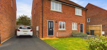 2 bedroom semi-detached house for sale