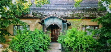 Landhaus auf wunderschönem Anwesen mit eigenem Wald