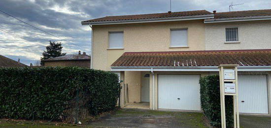 Maison T4 avec garage et jardin