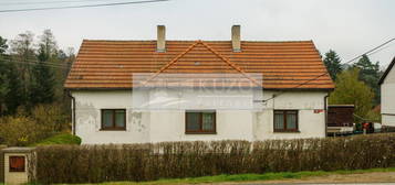 Dům, 140 m² + 1508 m² pozemek, Bezručova, Zbiroh