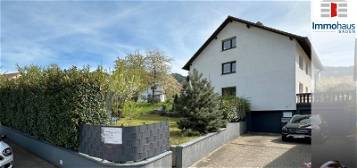 Ein gutes 3- (od. 2-) Familienhaus in ruhiger Wohn-/Aussichtslage von Loffenau mit Garten + Garagen