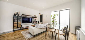 Flat for sale in Coldharbour Lane, London SW9