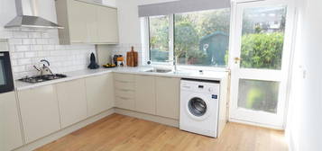 Terraced house to rent in North Place, Teddington TW11