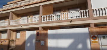 Casa adosada en venta en Benejúzar