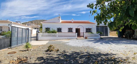 Casa o chalet en venta en Alcaucín