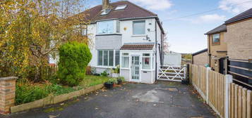 3 bedroom semi-detached house to rent