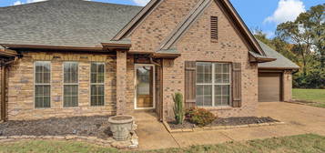 105 Cambium Cv, Oakland, TN 38060