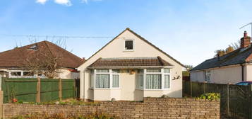 Bungalow for sale in Roundmead Road, Basingstoke, Hampshire RG21