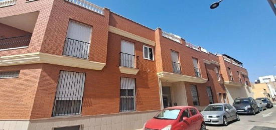 Piso en venta en calle Atlántida