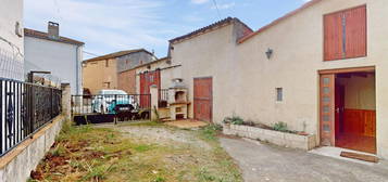 Maison avec cour PROCHE LIMOUX