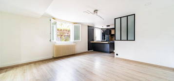 Maison moderne de 130 m2 avec 3 chambres, spa cuisine haut de gamme