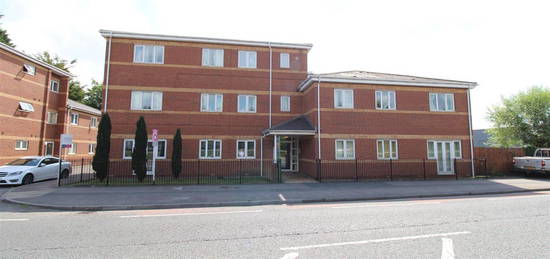 Flat for sale in Bristol Road, Quedgeley, Gloucester GL2