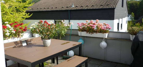 Schicke, helle Wohnung mit großer Dachterrasse