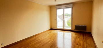 Appartement  à louer, 3 pièces, 2 chambres, 70 m²