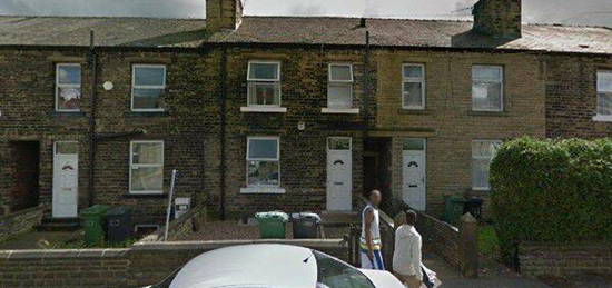 Terraced house to rent in Huddersfield, Huddersfield HD2