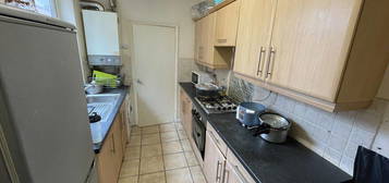 Terraced house to rent in Ullswater Street, Leicester LE2