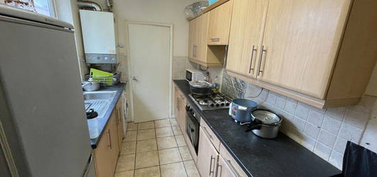 Terraced house to rent in Ullswater Street, Leicester LE2