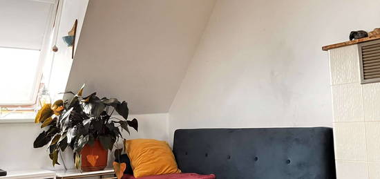 2 Zimmer in vollmöblierter Wohnung zur Untermiete – hell, ruhig, ideal angebunden!