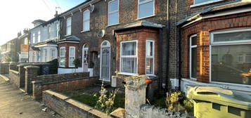 3 bedroom terraced house